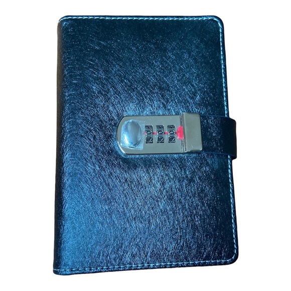 Locking Journal Black with Aqua Lining Card/Pen Holder-Undated Pages- New in Box - Picture 3 of 7